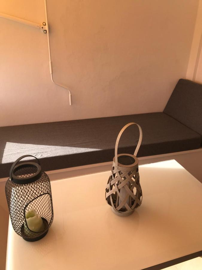 Yumbo Beach Apartment 2 With High Speed Free Internet San Bartolomé エクステリア 写真